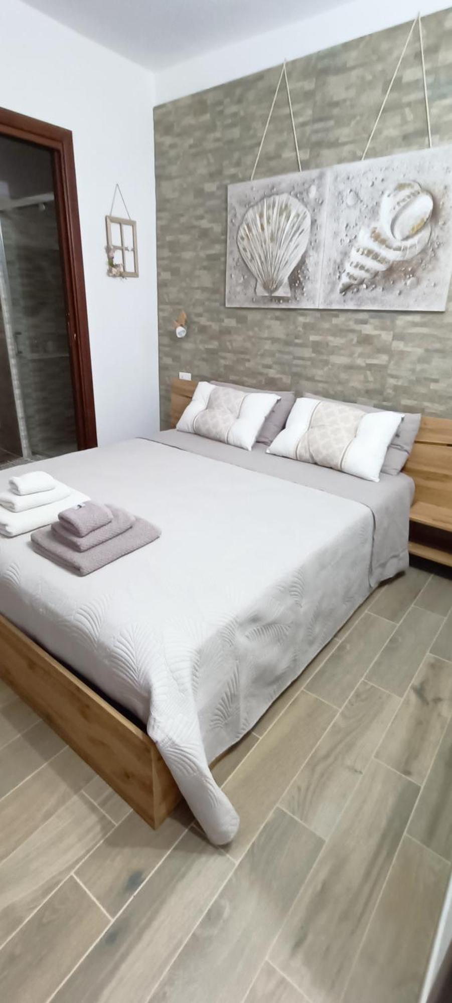 Bed And Breakfast Raggio Di Sole Iglesias Exteriör bild